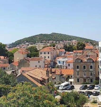 شقة Live In سبليت