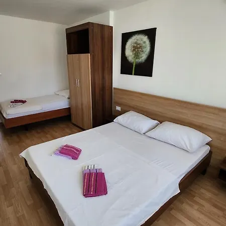 Live In * Σπλιτ